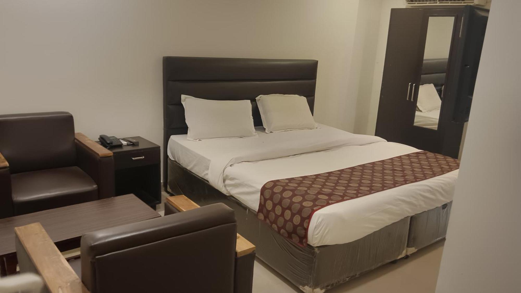 Hotel Nanduri Regency Guntūr 外观 照片